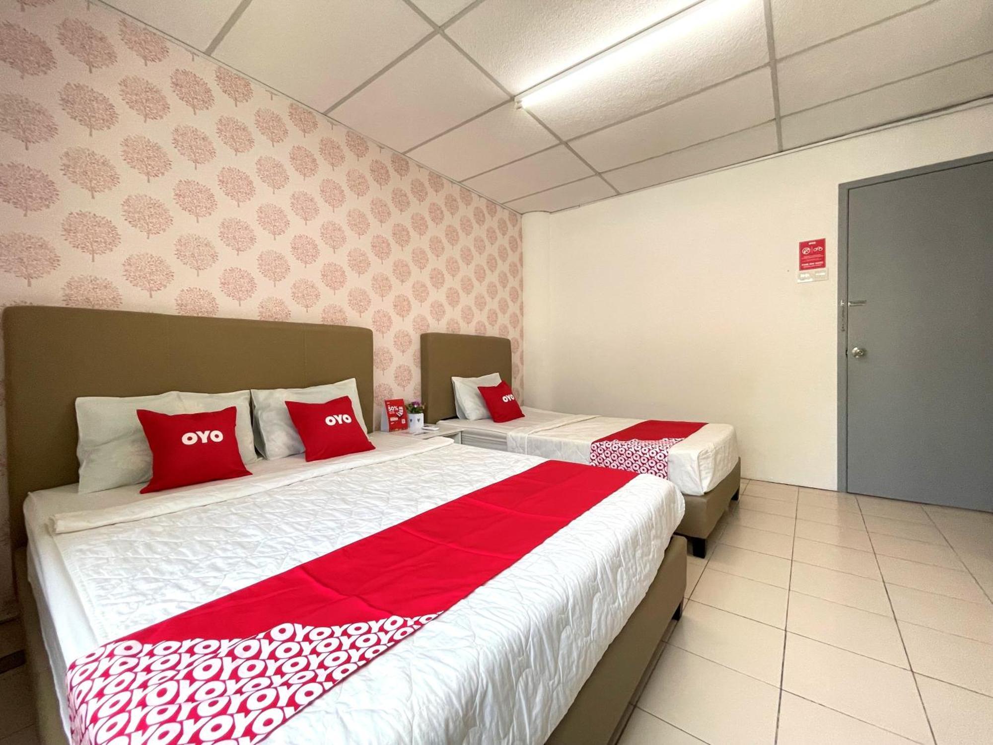 Oyo Home 90326 Wg Guest House Джорджтаун Экстерьер фото